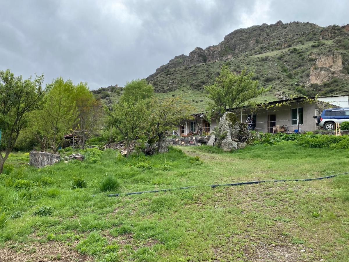 Tirebi Farmhouse Wardsia Exterior foto